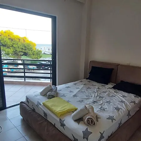 Dolphin 1 Apartment Artemida  Exterior photo